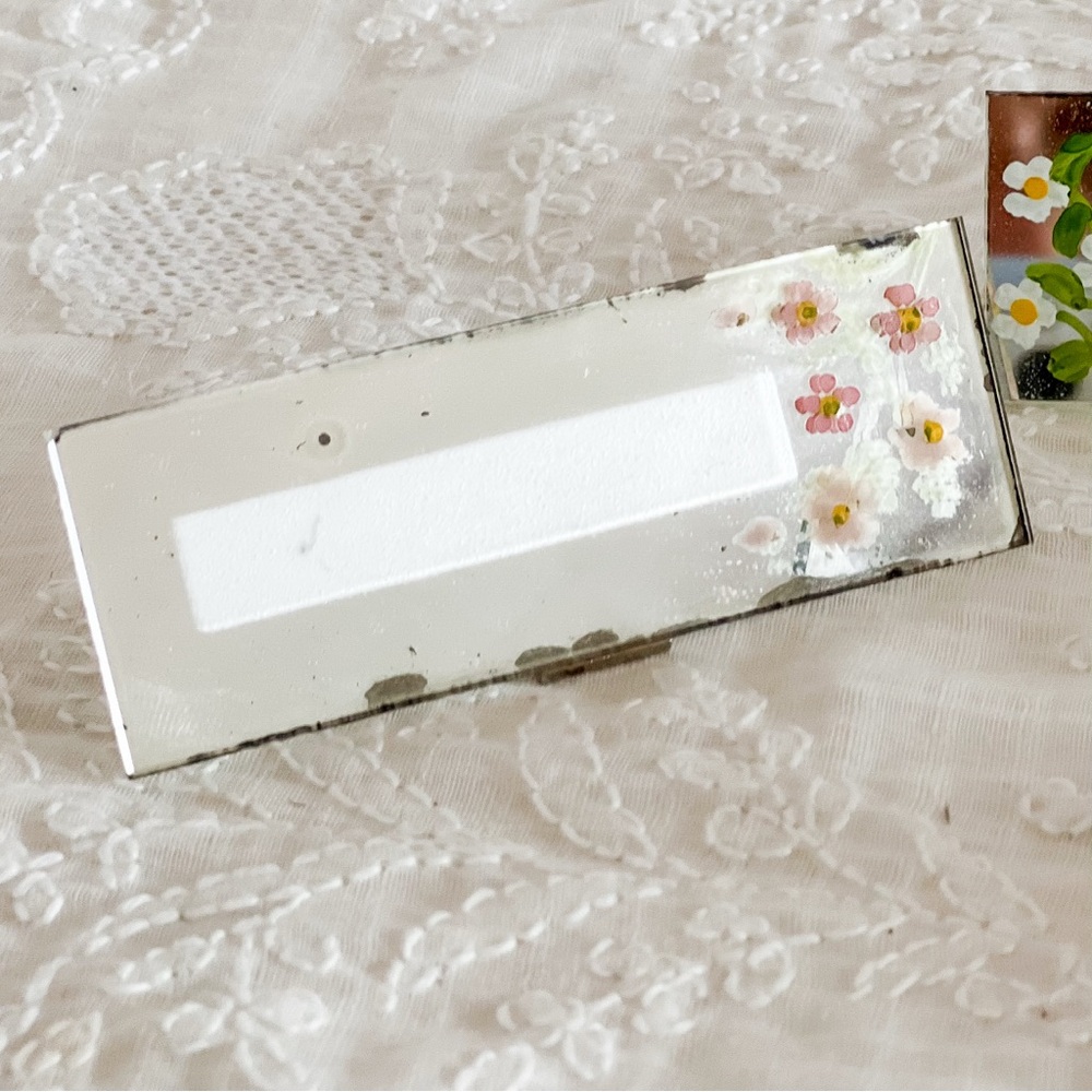 Vintage Mercury Glass Erasable Name Plates Place Card with Hand Painted Flowers - Picture 5 of 15
